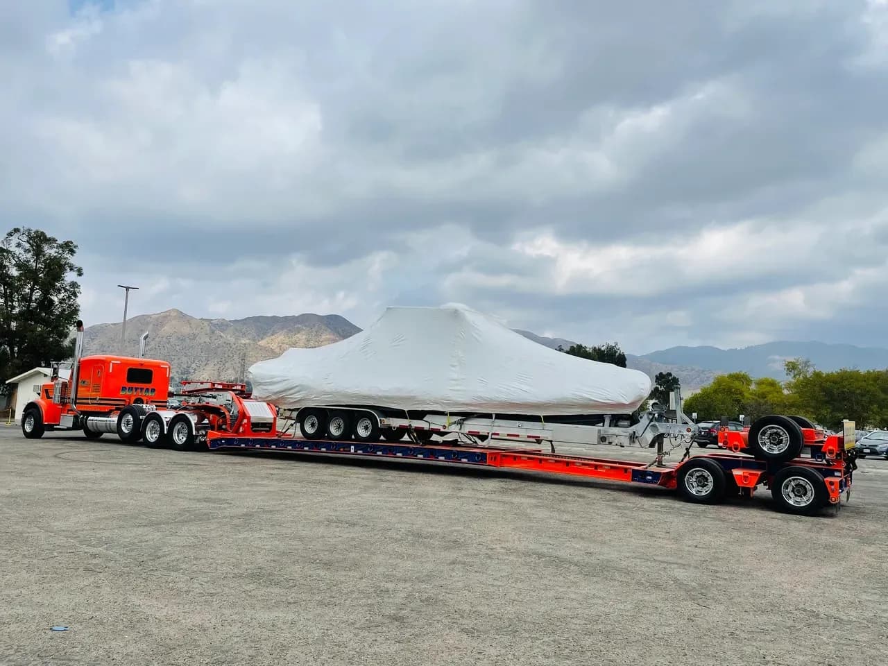 Backhoe Transport Services - USA & Canada heavy haul transport